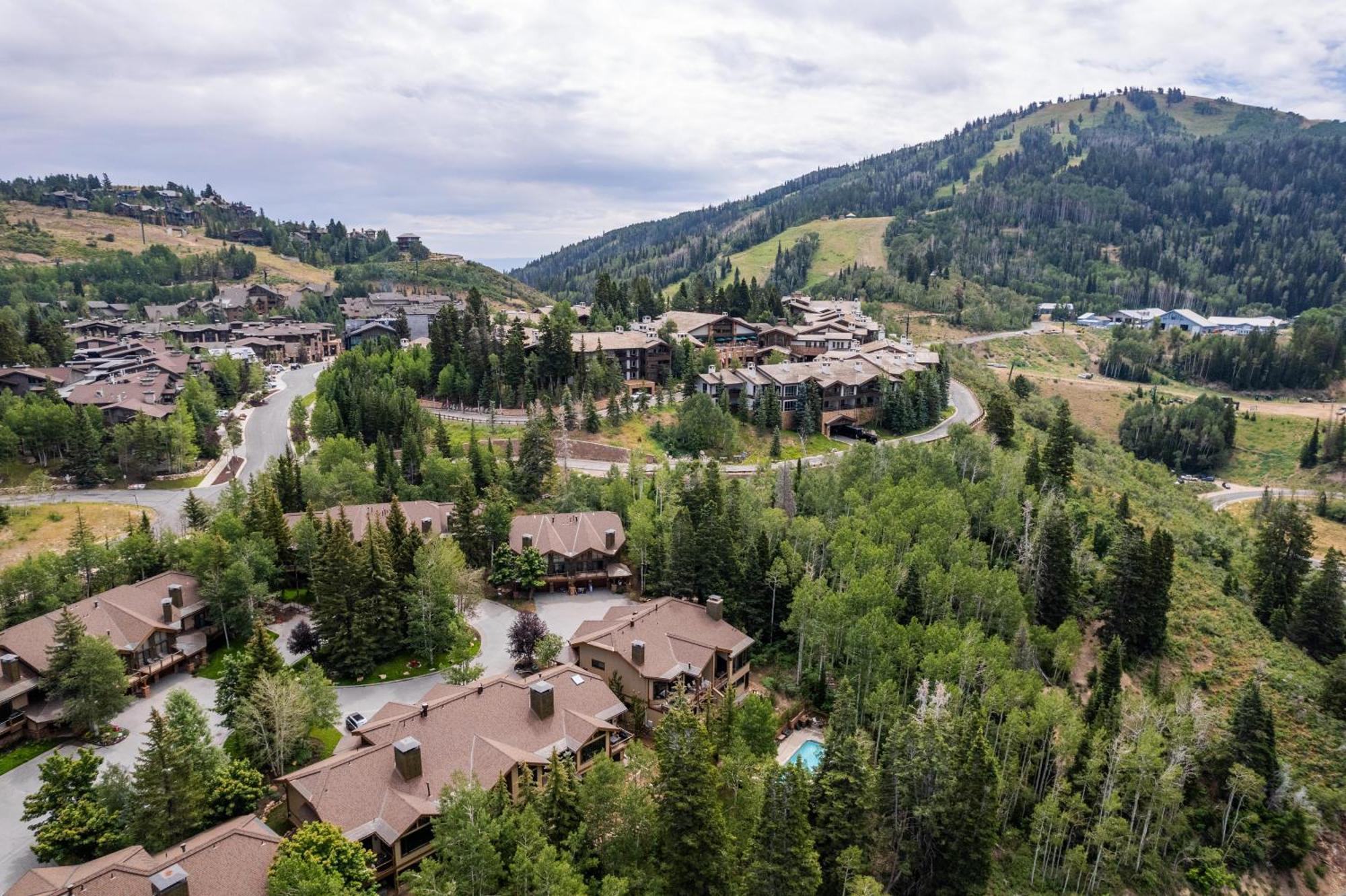 Deer Valley Little Belle Ultimate Ski Getaway, Sleeps 14, Luxury Design, Private Hot Tub, Парк-Сіті Екстер'єр фото