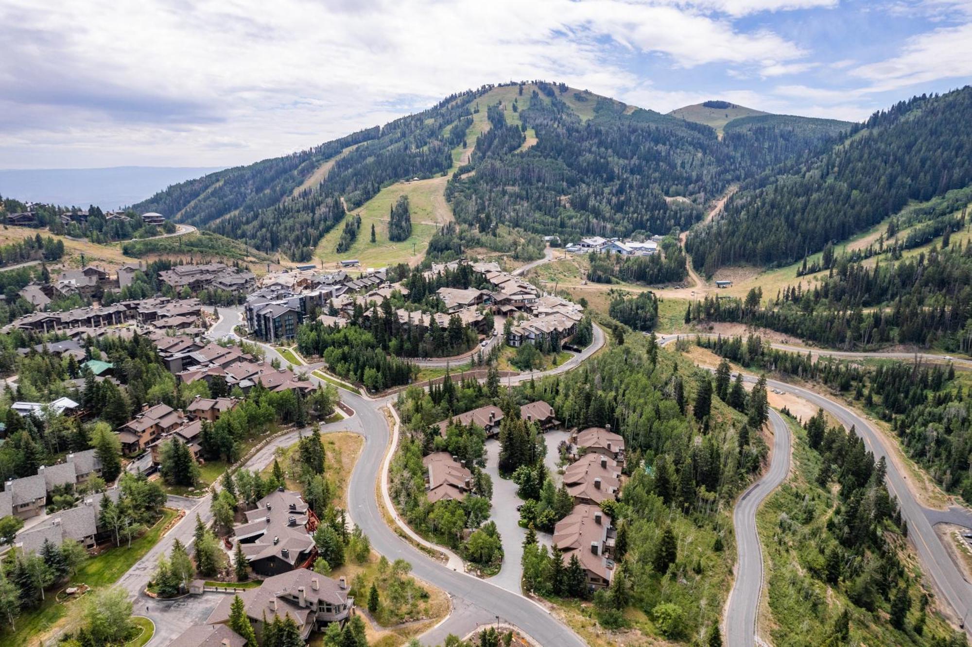 Deer Valley Little Belle Ultimate Ski Getaway, Sleeps 14, Luxury Design, Private Hot Tub, Парк-Сіті Екстер'єр фото